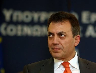 Βρούτσης: «Κατά 44% μειωμένες οι επικουρικές του 2018, σε σύγκριση με το 2014»